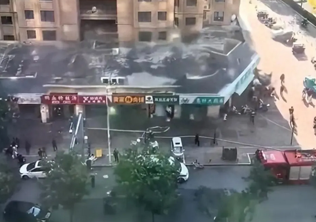 濟南臨街餐飲店發生爆炸